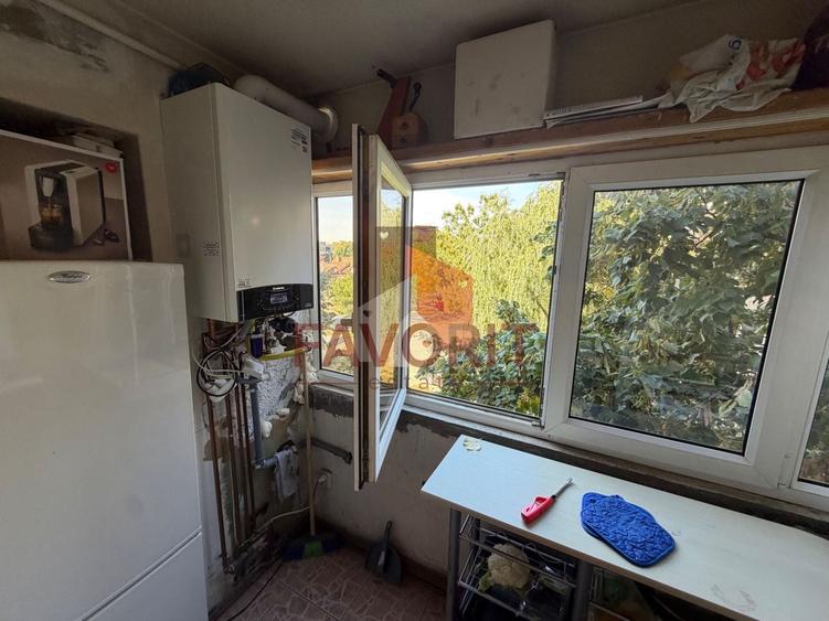 Apartament cu 3 camere decomandat, mobilat în Dorobanților