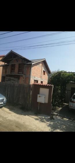 Casă cu 3 camere în Popoveni