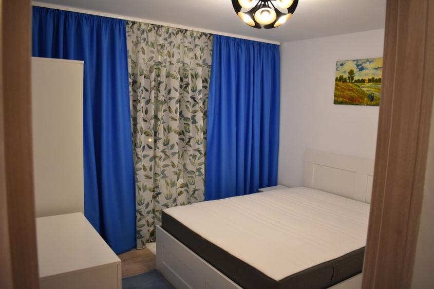 Apartament cu 2 camere decomandat în Apărătorii Patriei