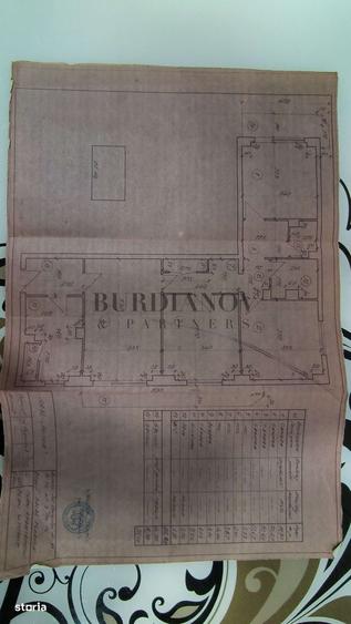 Apartament cu 4 camere semidecomandat în Morarilor