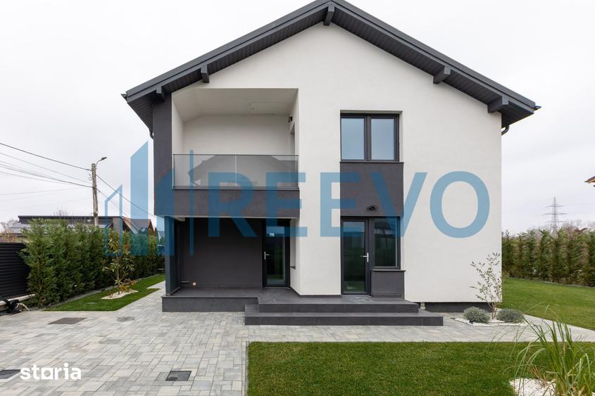 Casă cu 5 camere cu Teren 400 Mp în Gherăiești