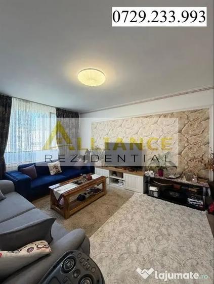 Apartament cu 4 camere decomandat în Titan
