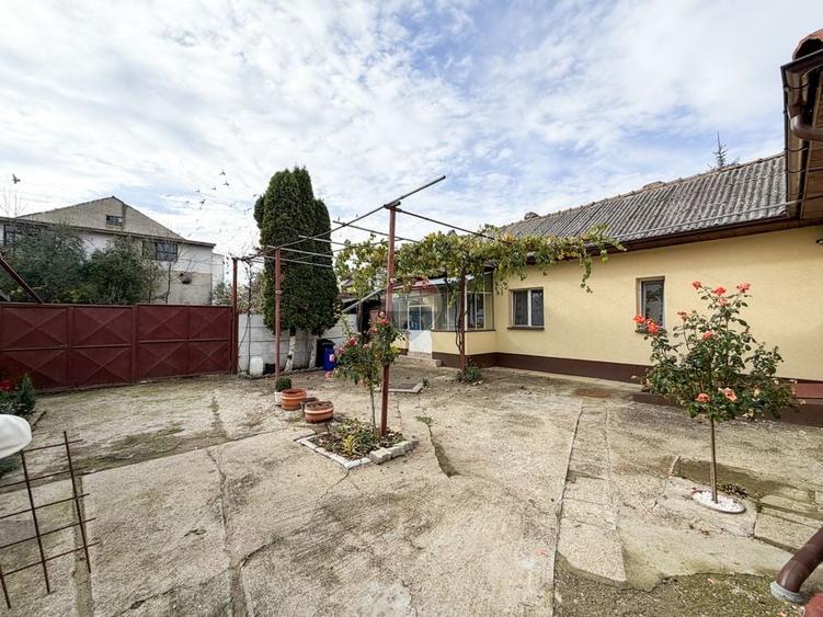 Casă individuală cu 3 camere cu Teren 400 Mp în Hărman