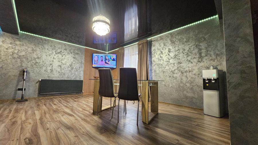 Casă cu 4 camere în Valu lui Traian