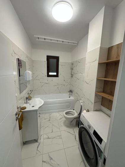 Apartament cu 2 camere decomandat în Giroc