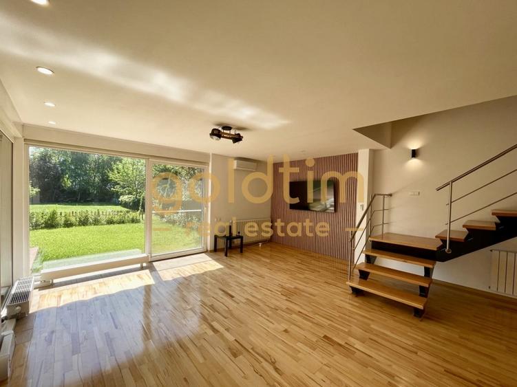 Duplex cu 6 camere cu Piscina în Iancu Nicolae