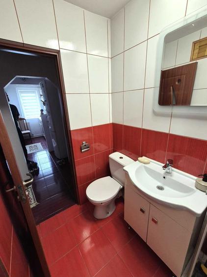 Apartament cu 2 camere decomandat în Micro 5
