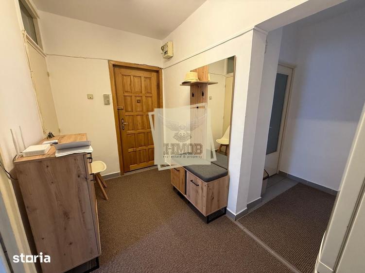 Apartament cu 3 camere decomandat în Terezian