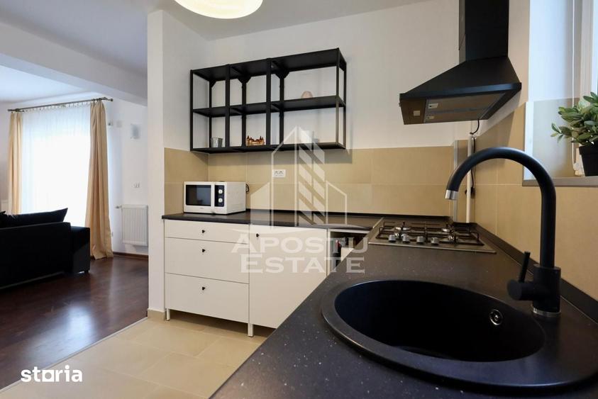 Apartament cu 3 camere semidecomandat în Subcetate