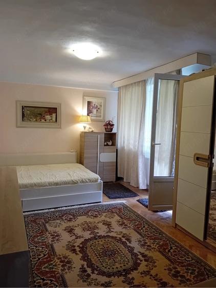 Apartament cu 2 camere semidecomandat în Cornișa