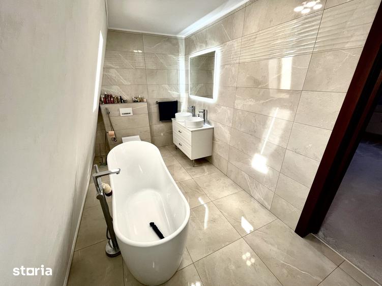 Casă cu 3 camere cu Teren 625 Mp în Păulești
