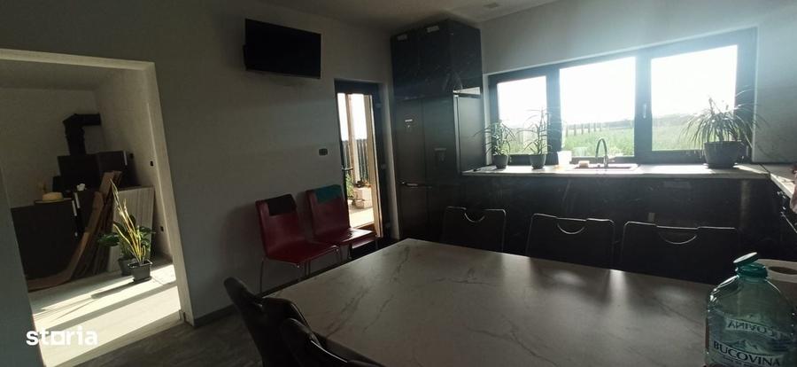 Casă cu 3 camere cu Teren 1100 Mp în Mândruloc