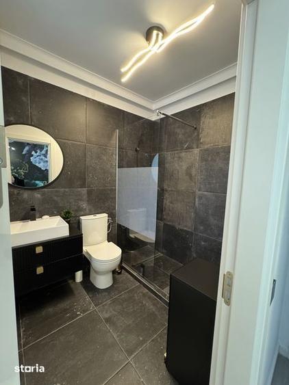 Casă cu 4 camere cu Canalizare în Central