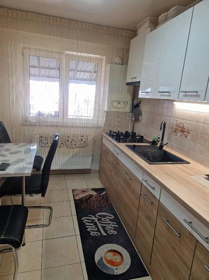 Apartament cu 2 camere decomandat în Ghiroda