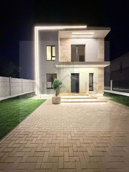 Casă individuală cu 4 camere cu Teren 310 Mp în Berceni