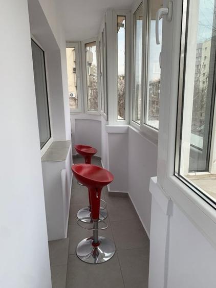 Apartament cu 2 camere decomandat, mobilat în Vitan Mall