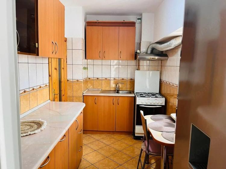 Apartament cu 3 camere decomandat în Ultracentral