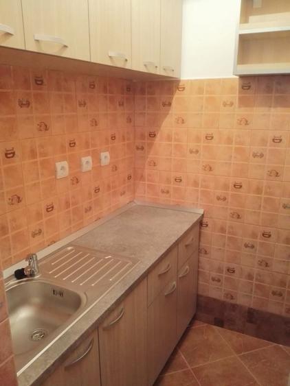 Apartament cu 3 camere semidecomandat în Take Ionescu