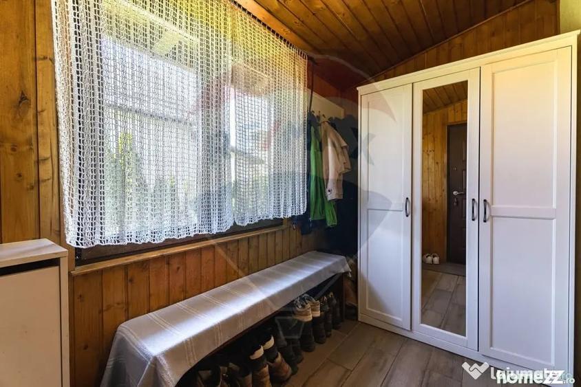 Casă cu 4 camere cu Teren 589 Mp în Feldioara