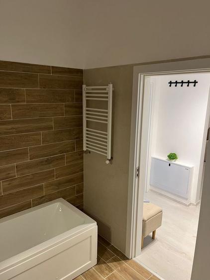 Inchiriez apartament bloc nou, 15 minute de metrou, incalzire in pardoseala - 1