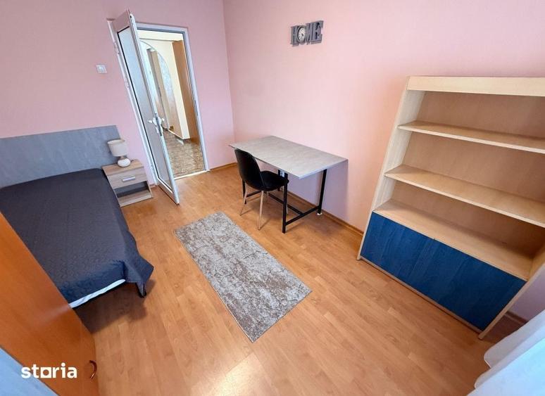 Apartament cu 4 camere în Păcurari