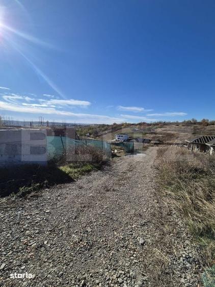 Teren de 650 mp, în Valea Lupului