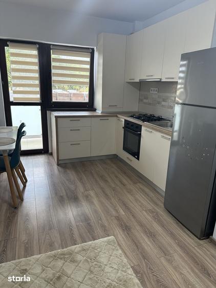 Apartament cu 2 camere în Podu Roș