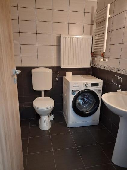 Apartament cu 2 camere semidecomandat, mobilat în Berceni