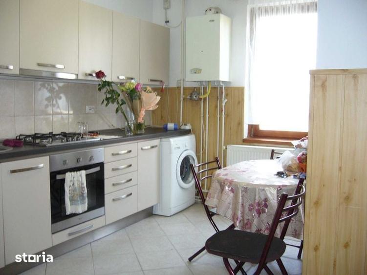 Apartament cu 2 camere decomandat în Libertății