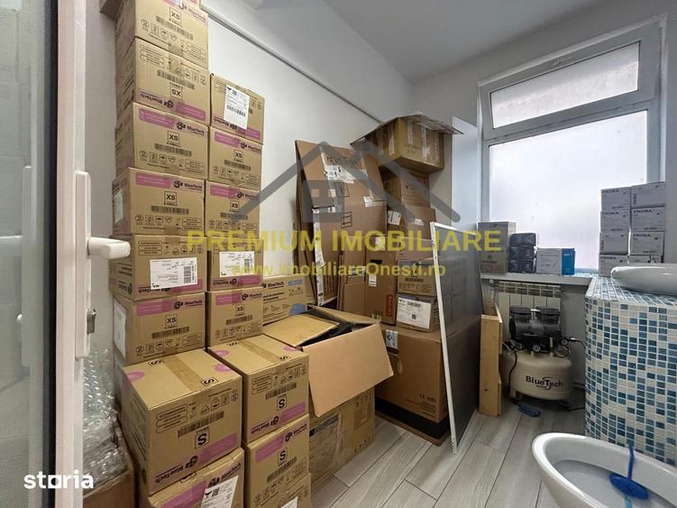 Spațiu comercial, de 90 mp, în Central