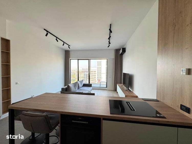 Apartament cu 2 camere semidecomandat, mobilat în Timpuri Noi
