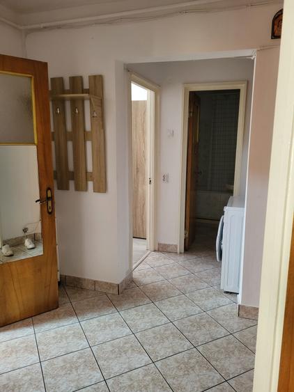 Apartament cu 2 camere decomandat în Radu Negru