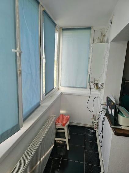 Apartament cu 2 camere semidecomandat, mobilat în Girocului