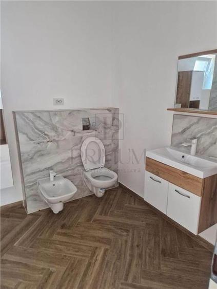 Casă individuală cu 3 camere cu Teren 656 Mp în Sânmihaiu Român