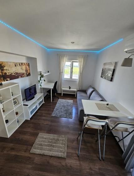 Apartament cu 2 camere decomandat în Ștefăneștii de Jos