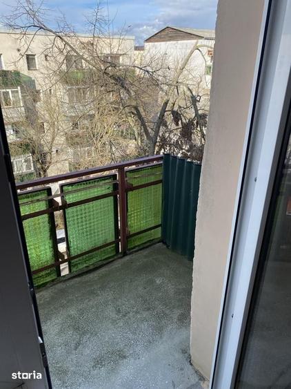 Apartament 3 camere de vanzare , Independetei M17 , et.4 , 71.500 euro - 6