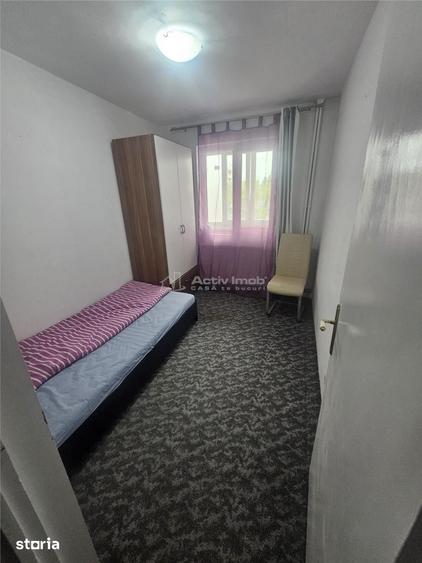 Apartament cu 3 camere decomandat în Central