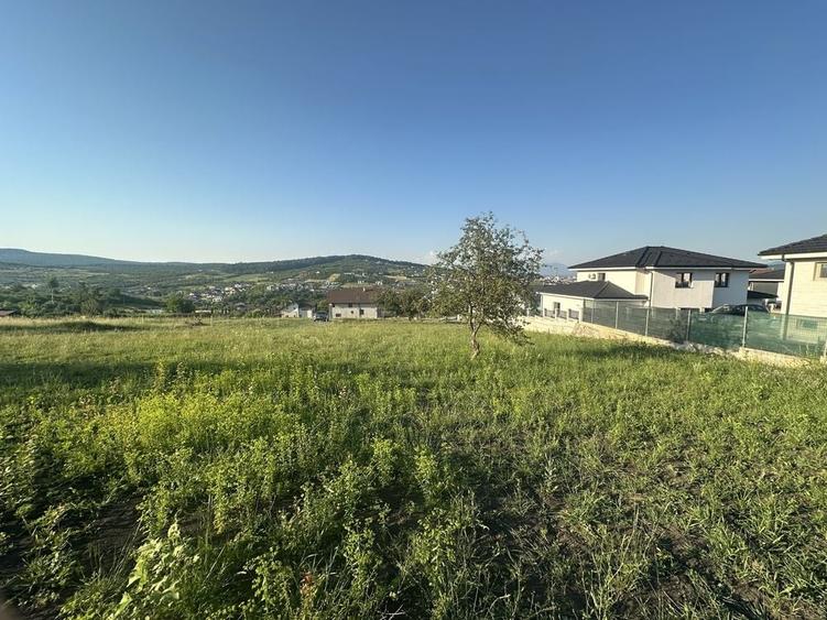 Teren de 4000 mp, în Sigmir