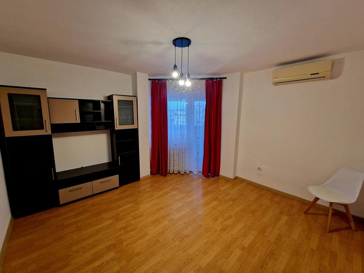 Apartament cu 2 camere semidecomandat în Păulești