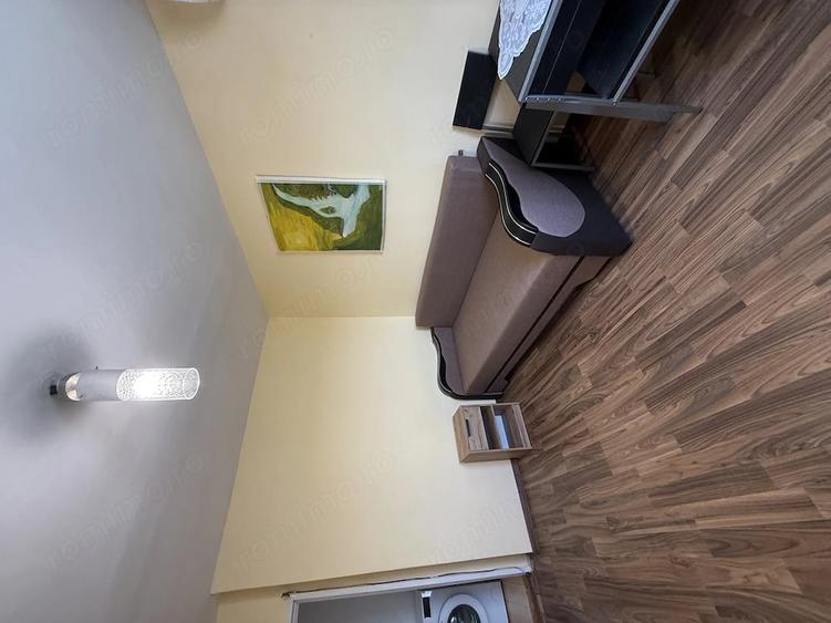 Garsonieră decomandată în Complex Studențesc