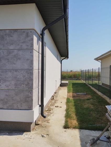 Casă cu 3 camere cu Teren 362 Mp în Vidra