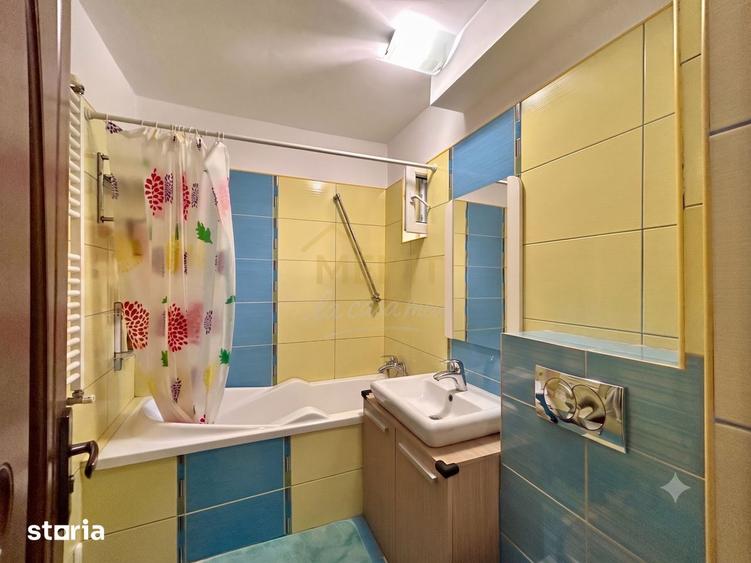 Apartament cu 3 camere decomandat, mobilat în Malu Roșu