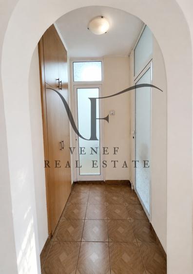 Apartament cu 3 camere semidecomandat în Iancului