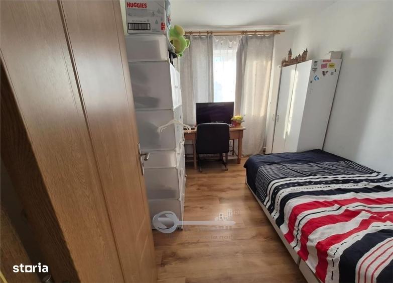 Apartament cu 3 camere decomandat în Alexandru cel Bun