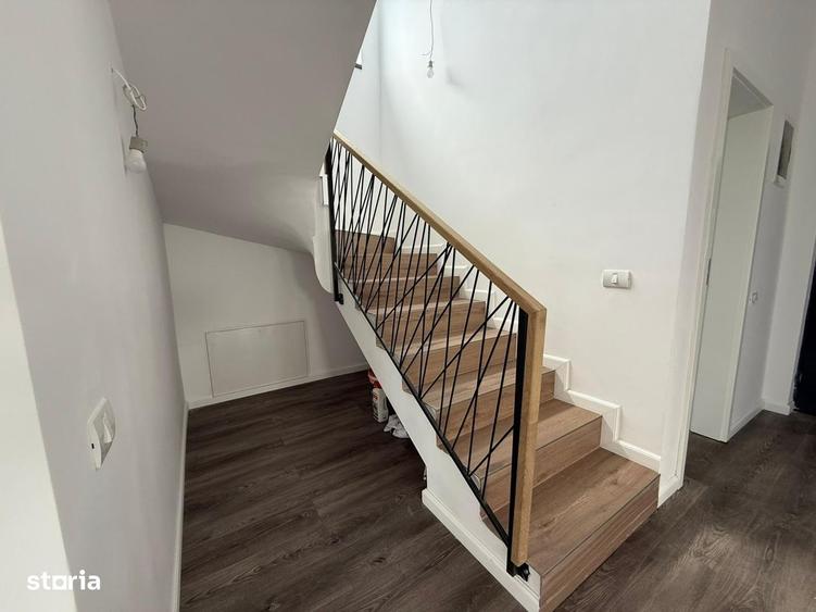 Casă cu 4 camere cu Teren 400 Mp în Prelungirea Ghencea
