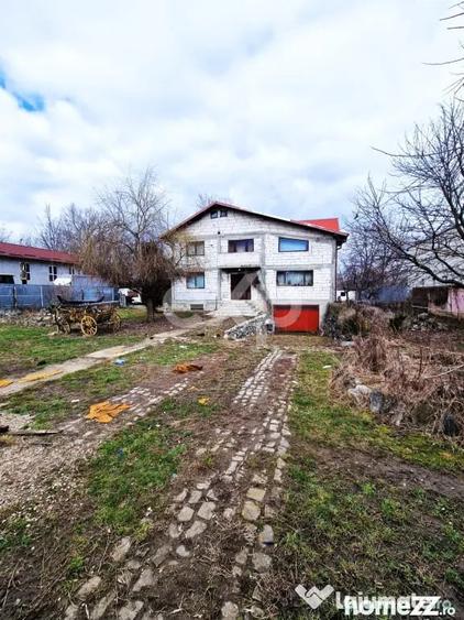 Casa de vanzare S+P+M , Tei? la 5 minute de Targovi?t - 6