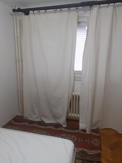 Apartament cu 3 camere semidecomandat, mobilat în Obor