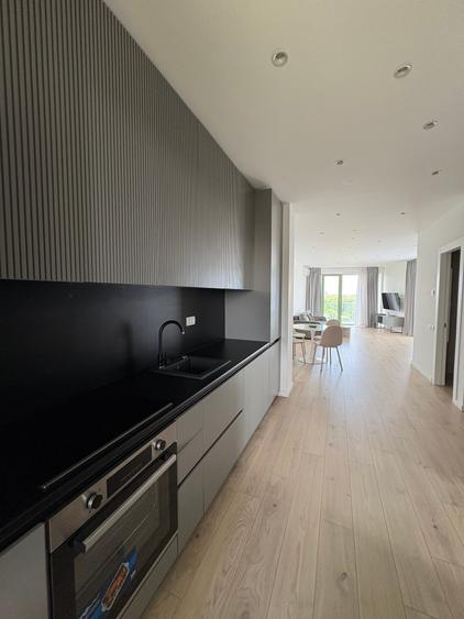 Apartament cu 2 camere semidecomandat în Sisești