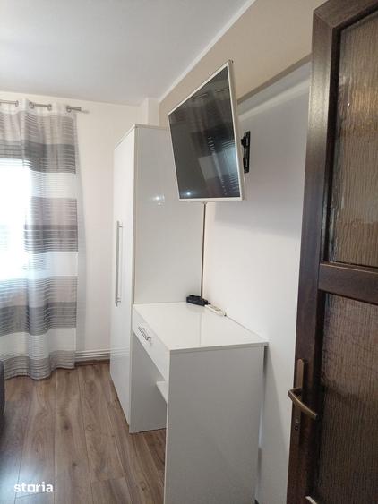 Apartament cu 2 camere decomandat în Coman