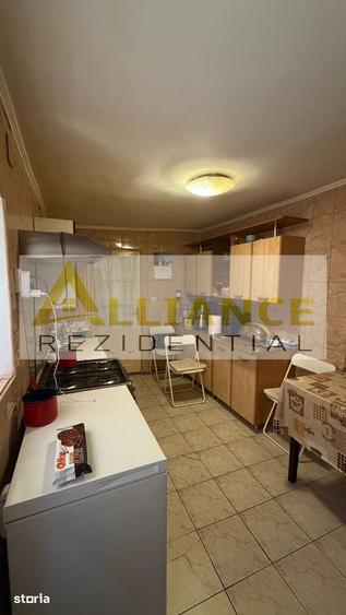 Casă cu 5 camere cu Teren 191 Mp în Pieptănari